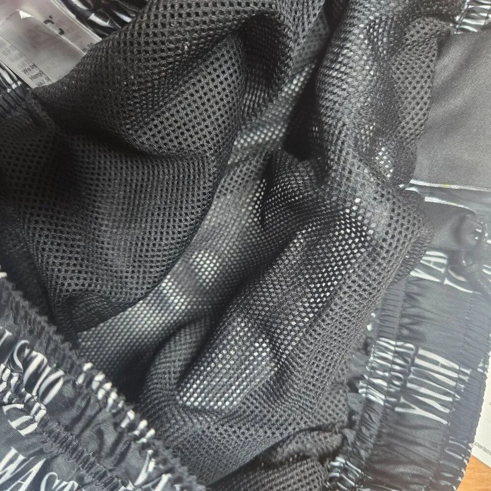New Wesc Wasted Youth Swim Shorts Trunks Mens XS Black
